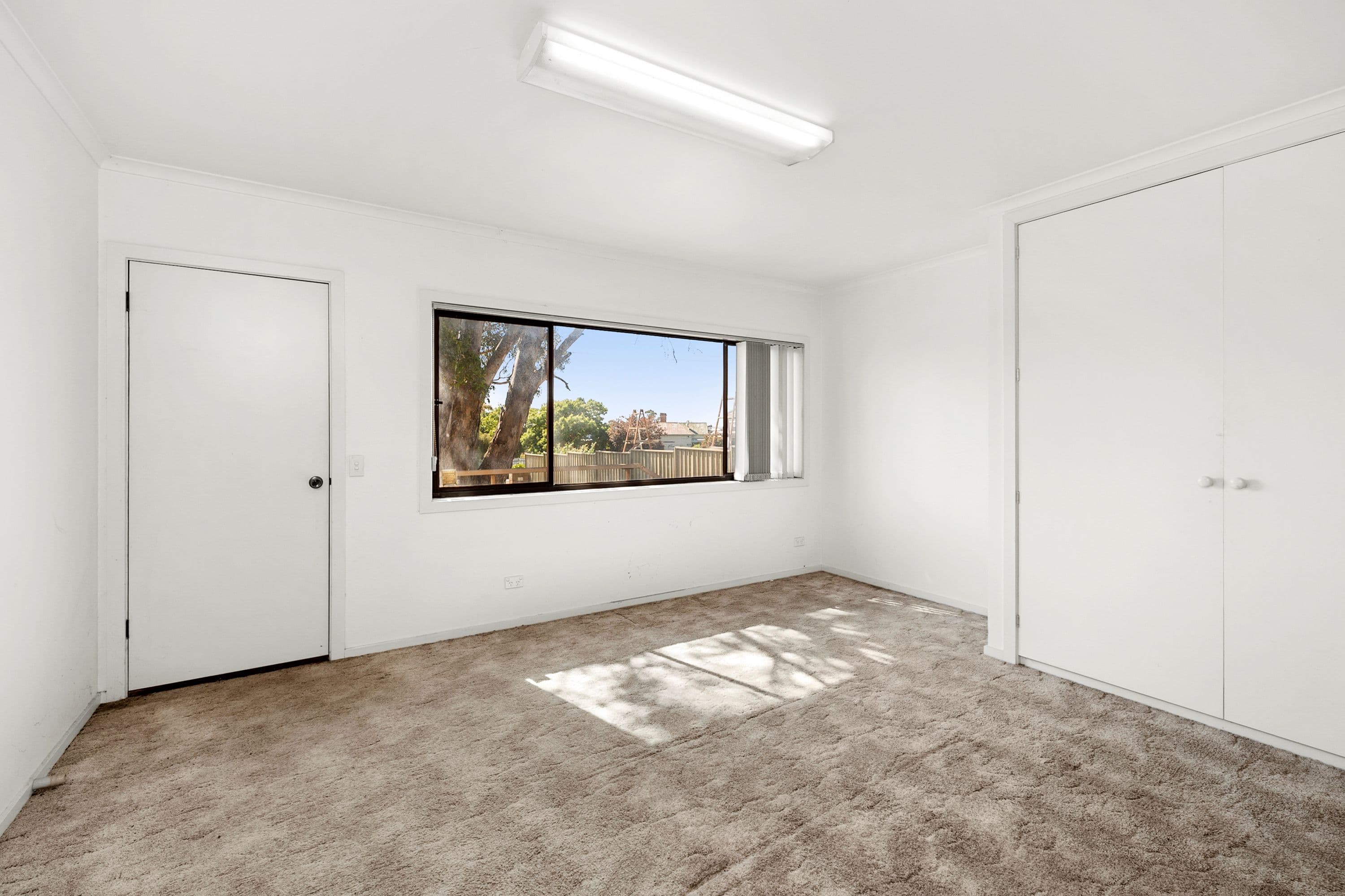 7 Dean Street, Ararat VIC 3377, Ararat - Thumbnail 2
