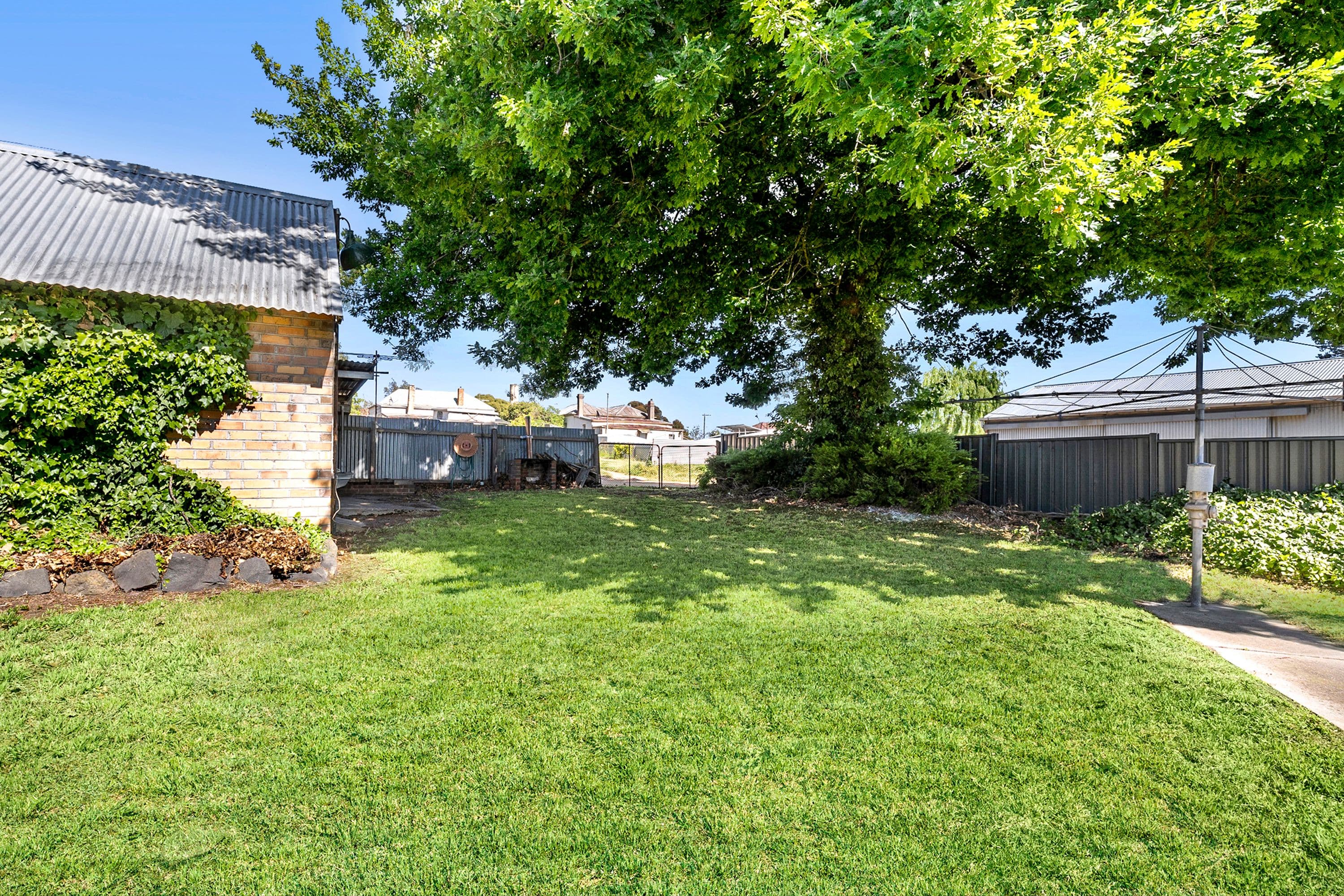 7 Dean Street, Ararat VIC 3377, Ararat - Thumbnail 8