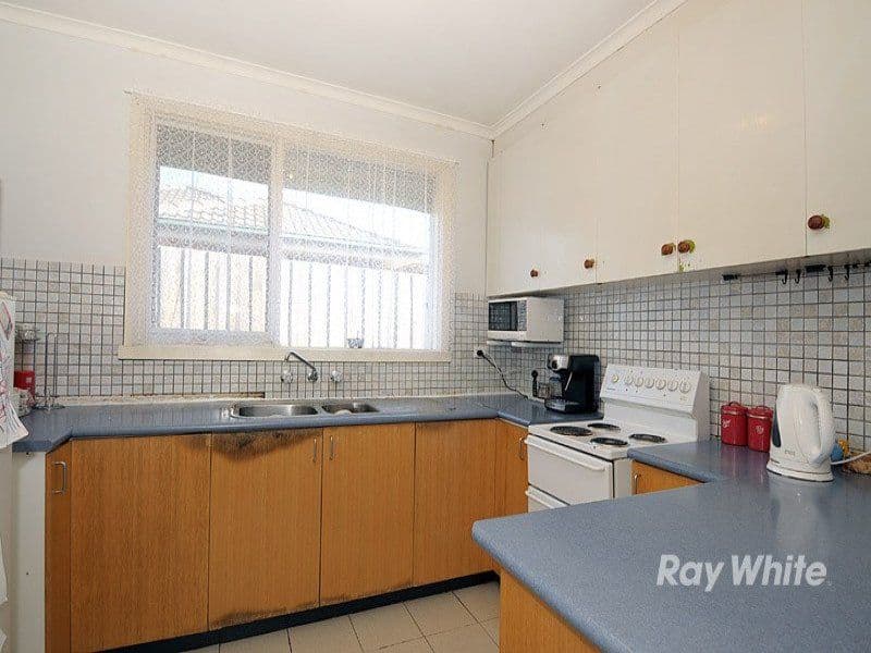 25 Lorna Street, CRANBOURNE VIC 3977, Cranbourne - Thumbnail 8