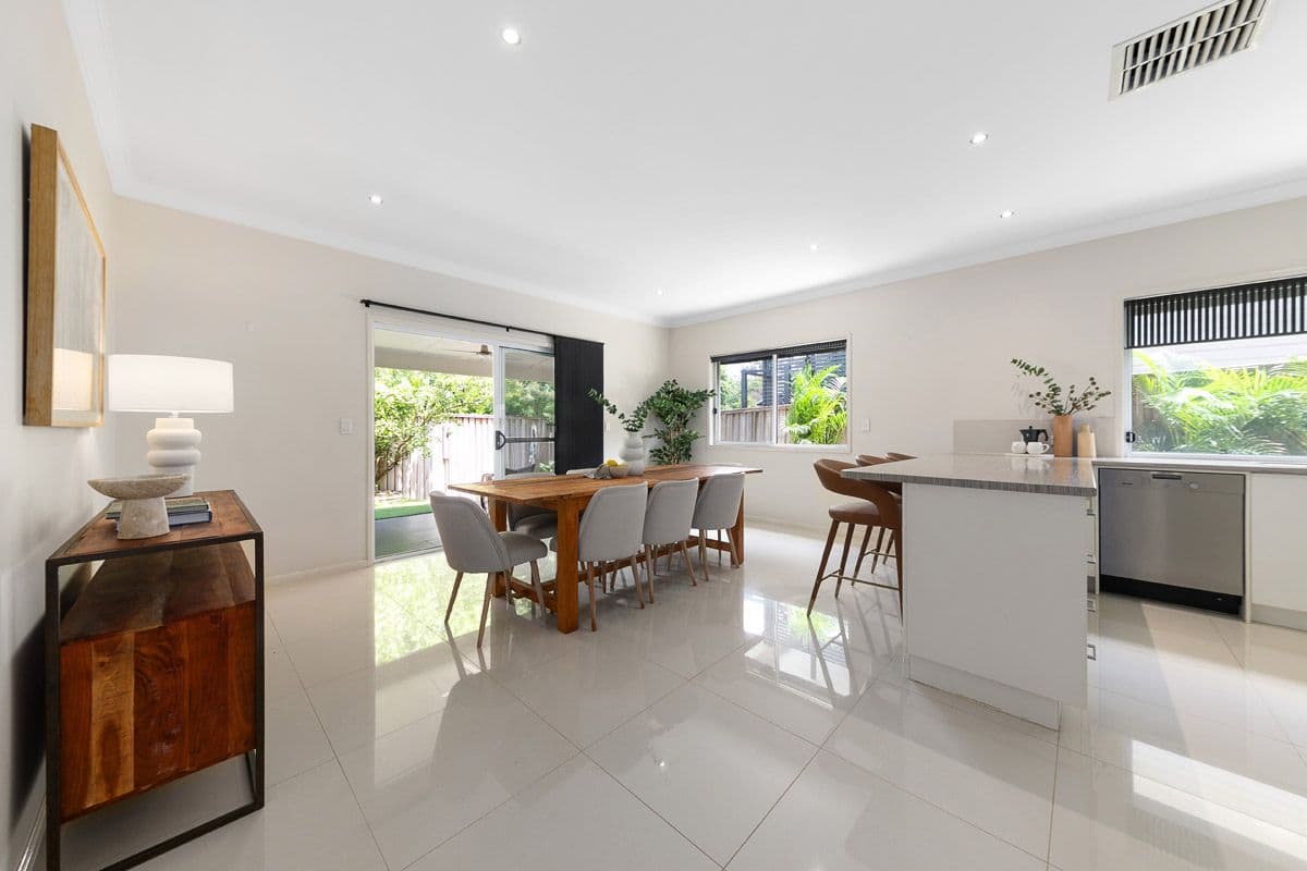 26 Equinox Street, Taringa QLD 4068, Taringa - Thumbnail 4