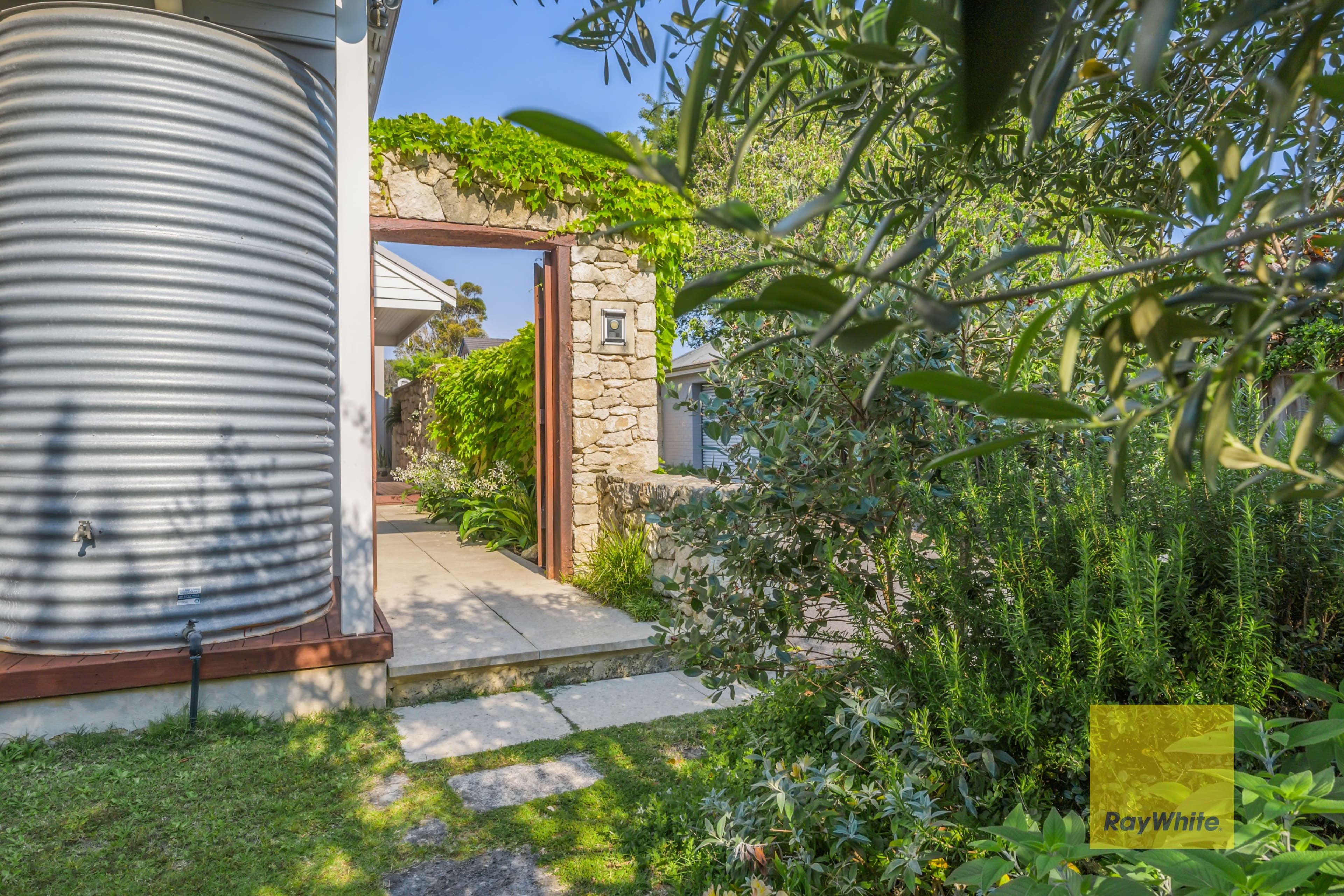 2A Nailsworth Street, Cottesloe WA 6011, Cottesloe - Thumbnail 7