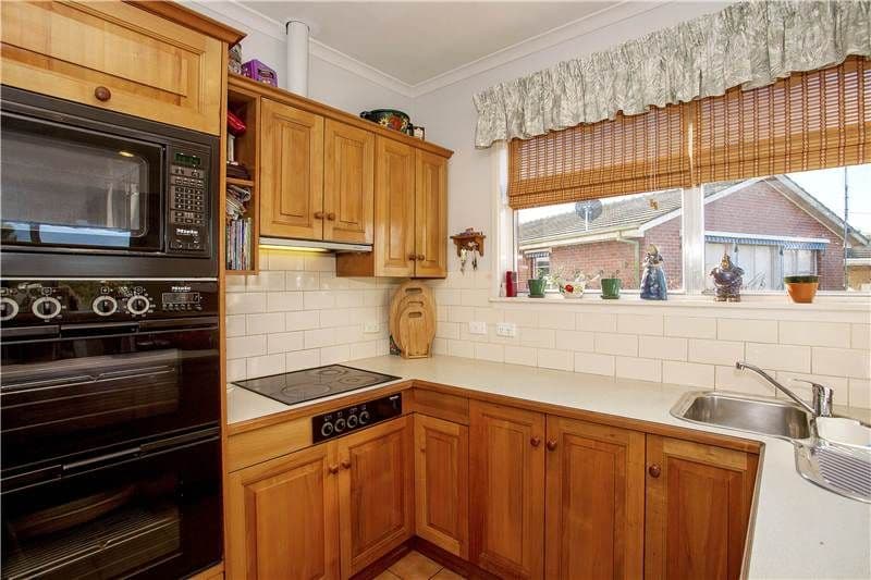 5 Tarwin Court, CORIO VIC 3214, Corio - Thumbnail 2