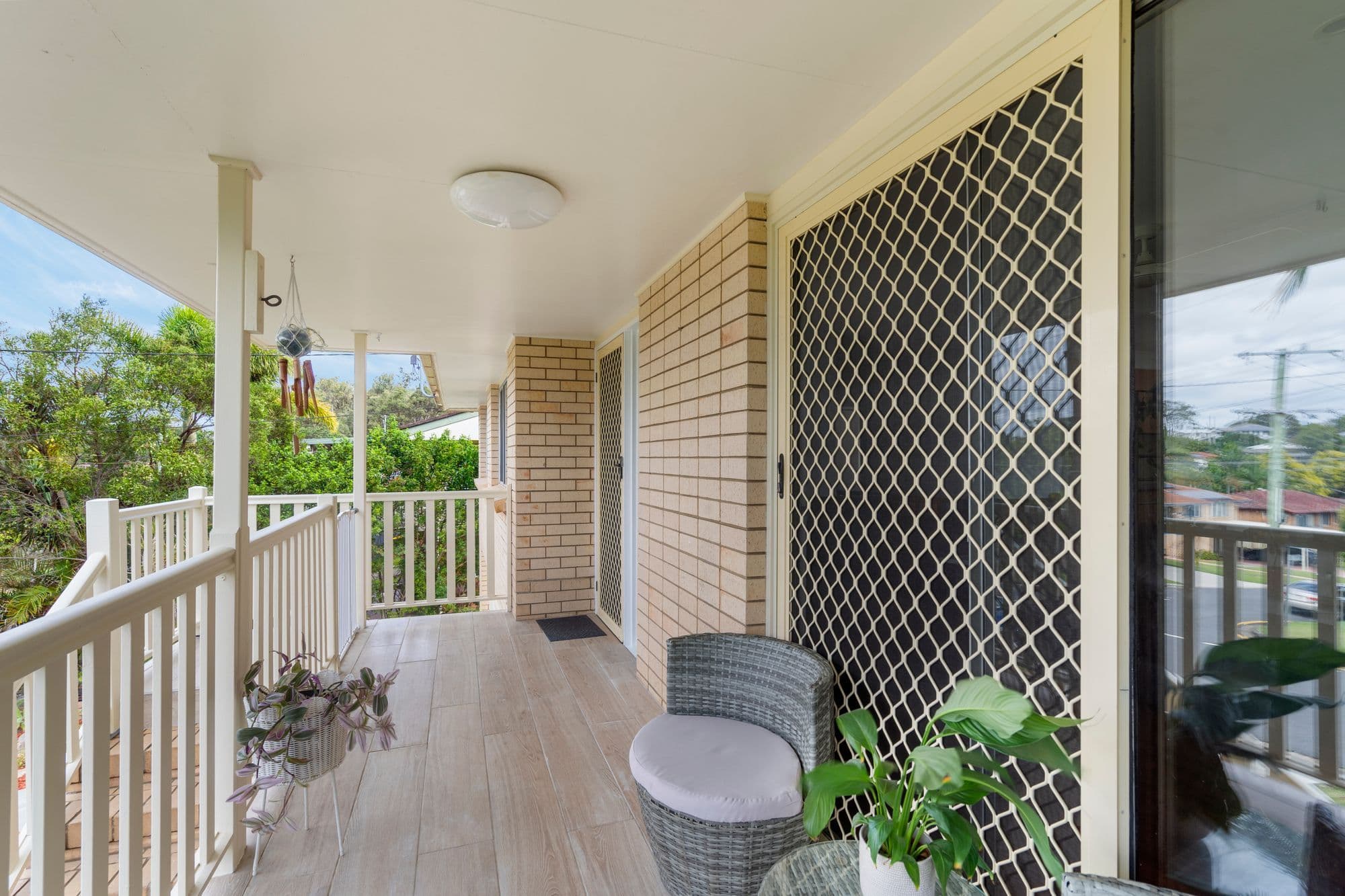 17 Peterglen Street, Wishart QLD 4122, Wishart - Thumbnail 2