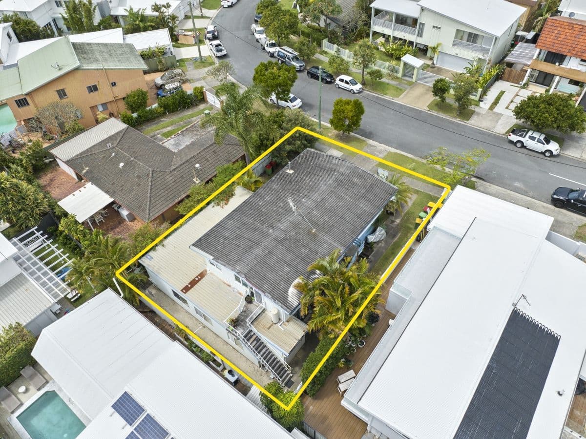 38 Messines Crescent, Miami QLD 4220, Miami - Thumbnail 4