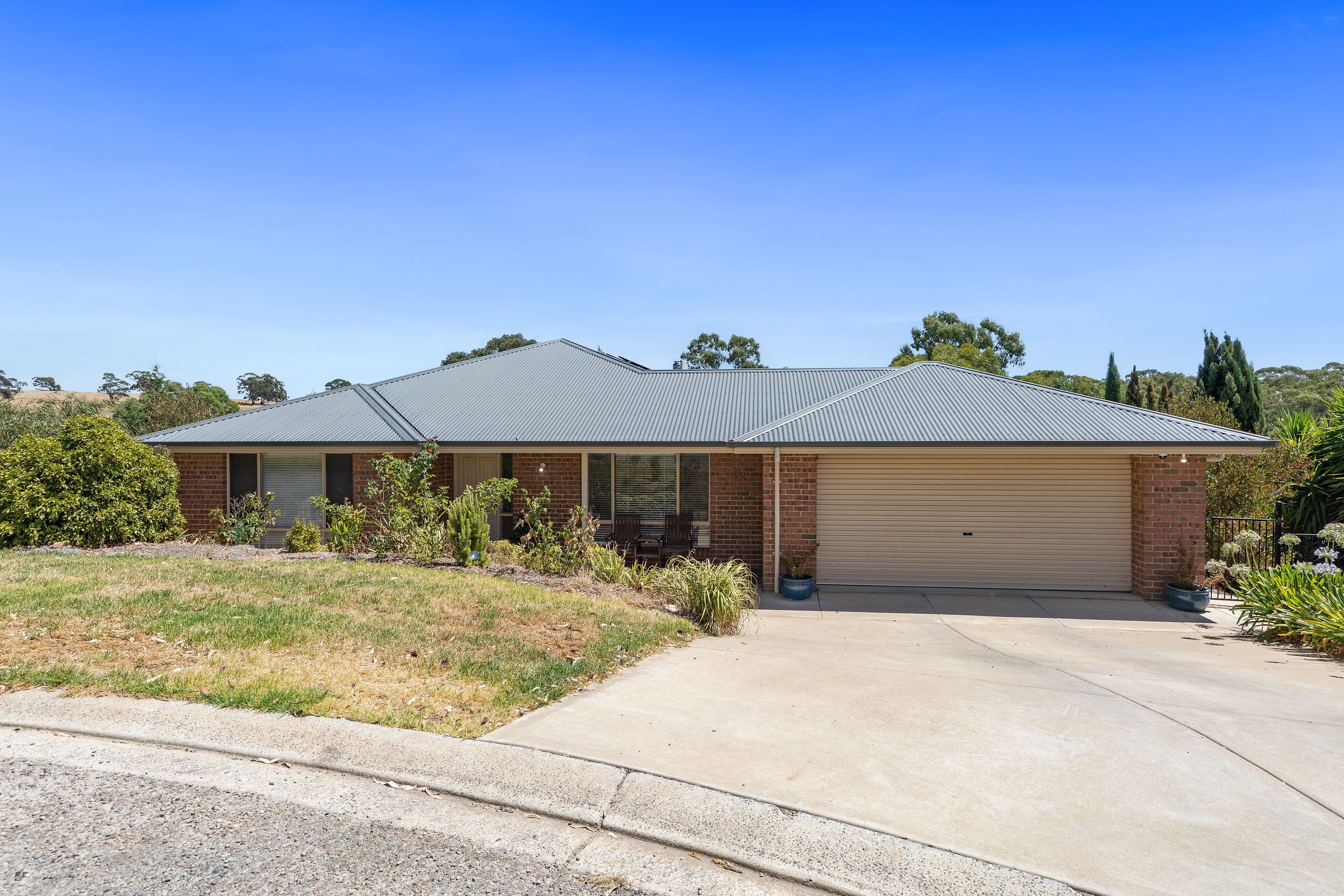 12 Hayward Street, Armagh SA 5453, Armagh - Image 1
