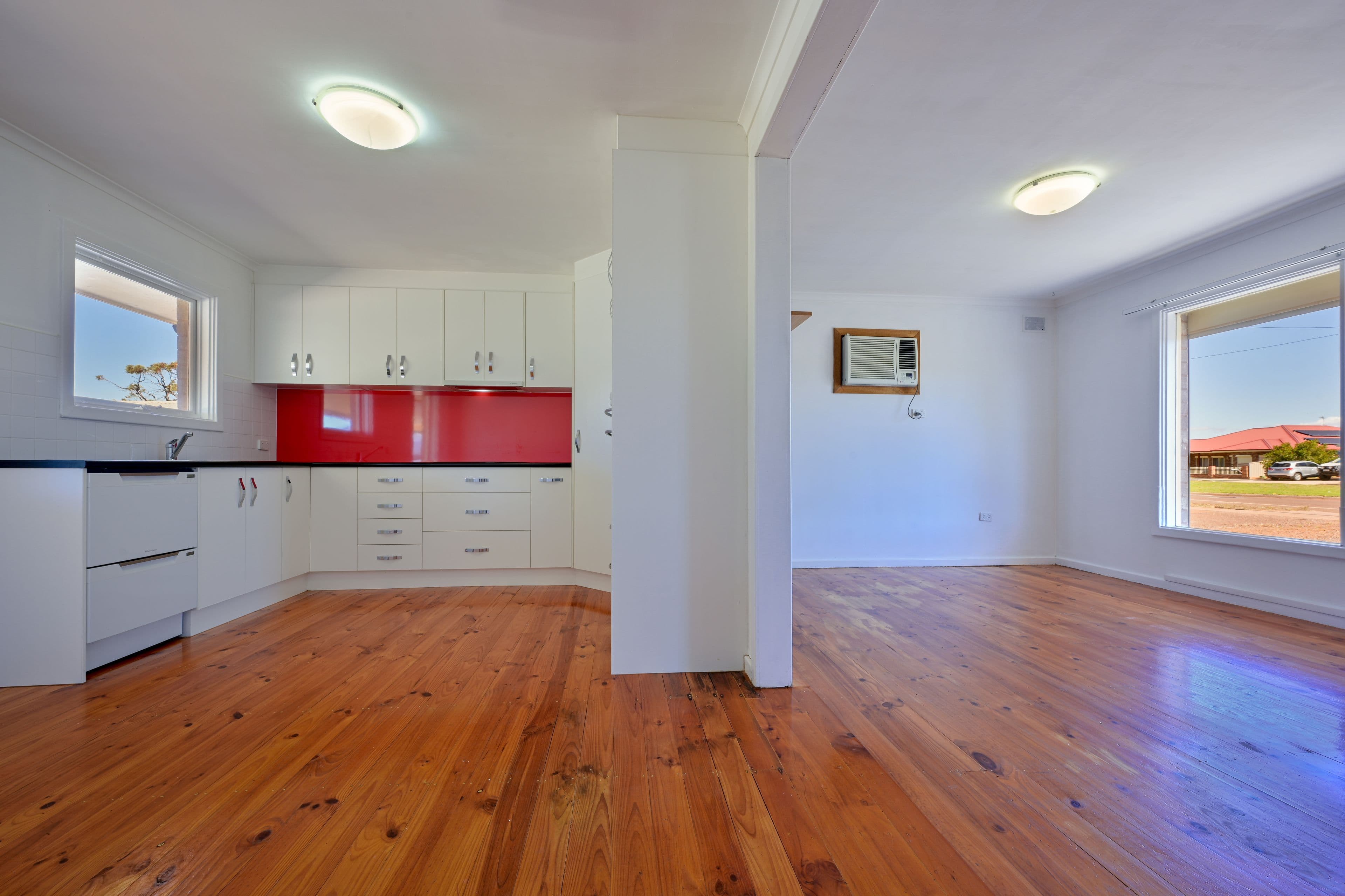 353 Jenkins Avenue, Whyalla Stuart SA 5608, Whyalla Stuart - Thumbnail 4