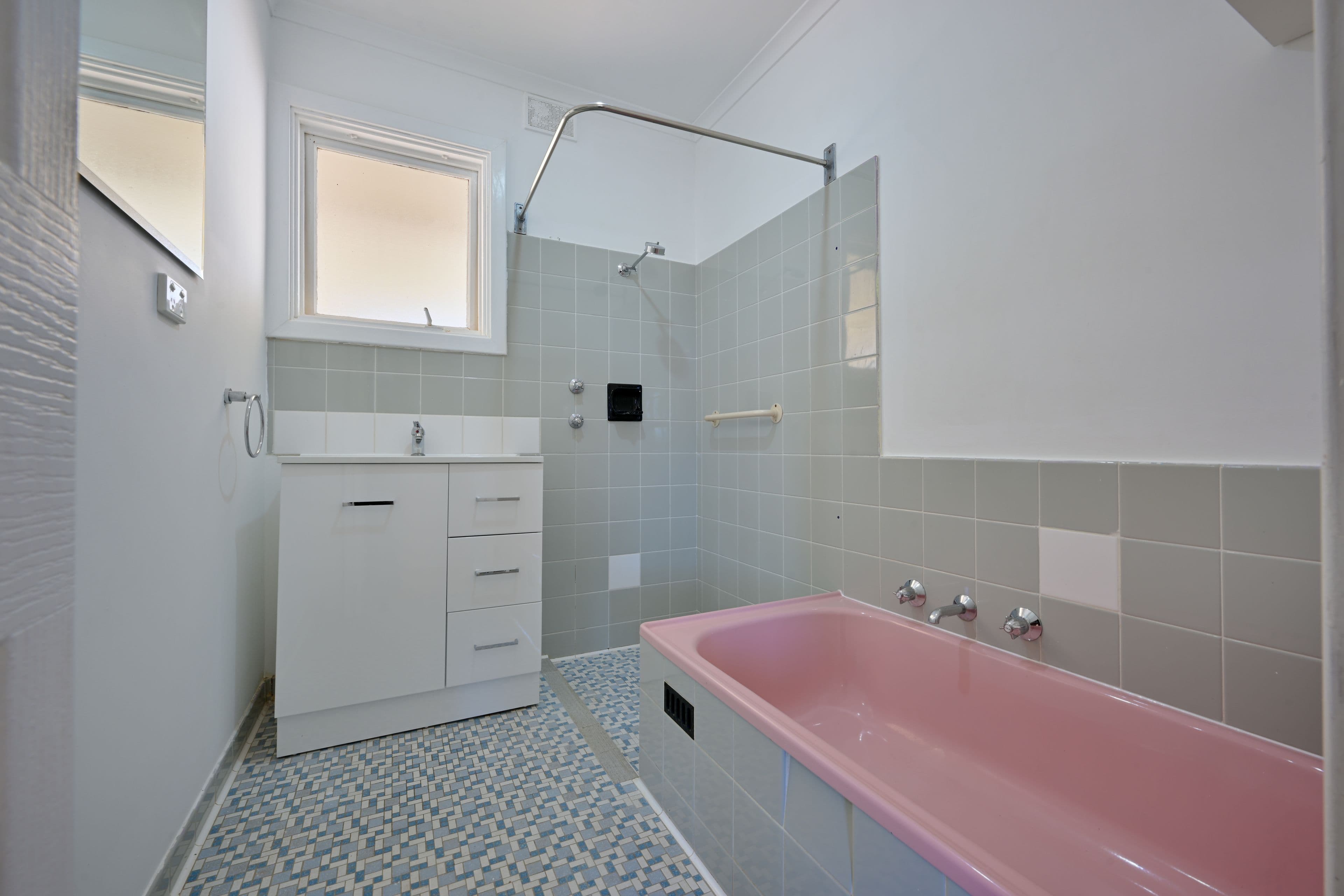 353 Jenkins Avenue, Whyalla Stuart SA 5608, Whyalla Stuart - Thumbnail 8