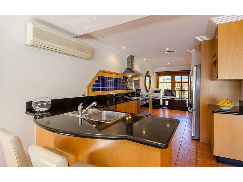 58 Sunset Boulevard, SURFERS PARADISE QLD 4217, Surfers Paradise - Thumbnail 8
