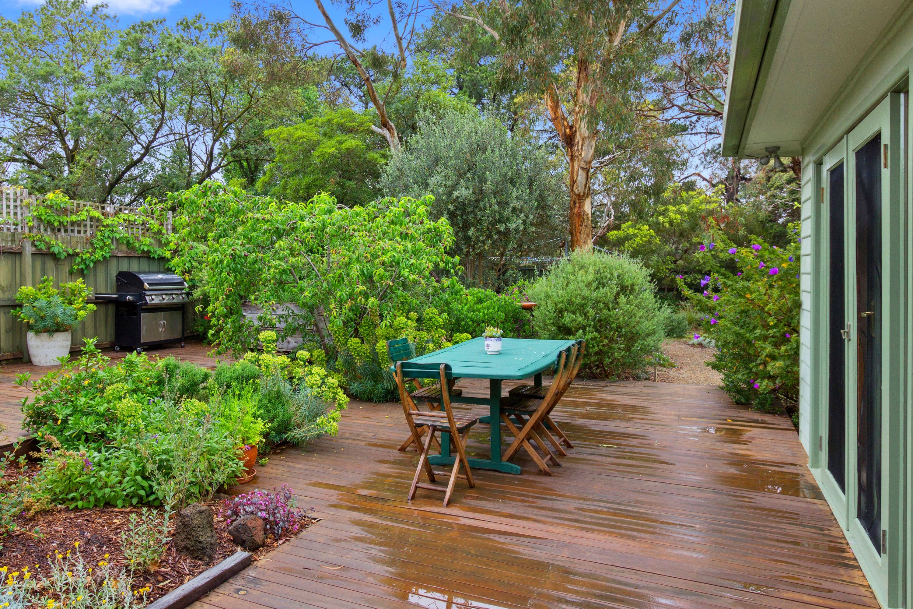 11 Beaver Street, Box Hill South VIC 3128, Box Hill South - Thumbnail 2