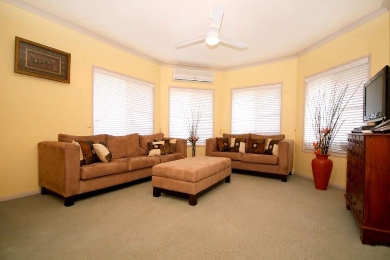 1 Carinya Court, GLENVALE QLD 4350, Glenvale - Thumbnail 2