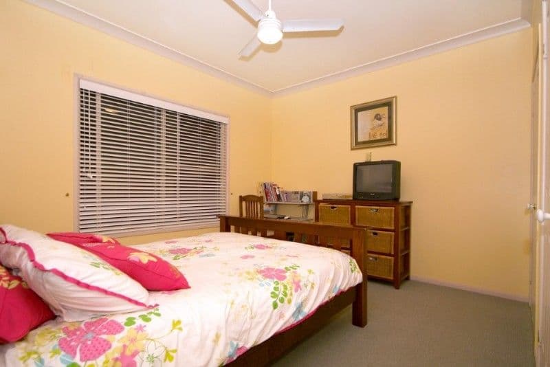 1 Carinya Court, GLENVALE QLD 4350, Glenvale - Thumbnail 7