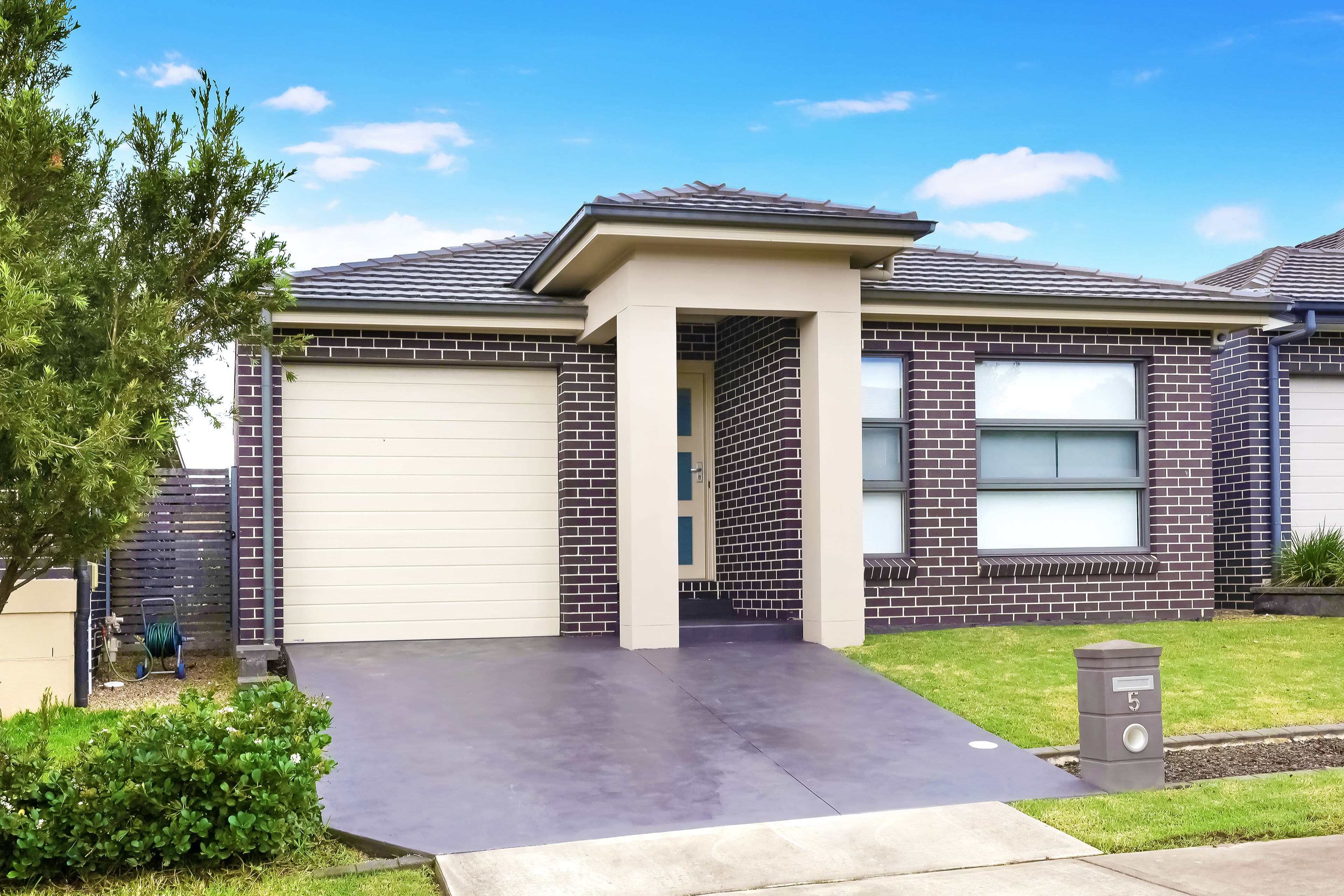 5 Protea Way, JORDAN SPRINGS NSW 2747, Jordan Springs - Thumbnail 2