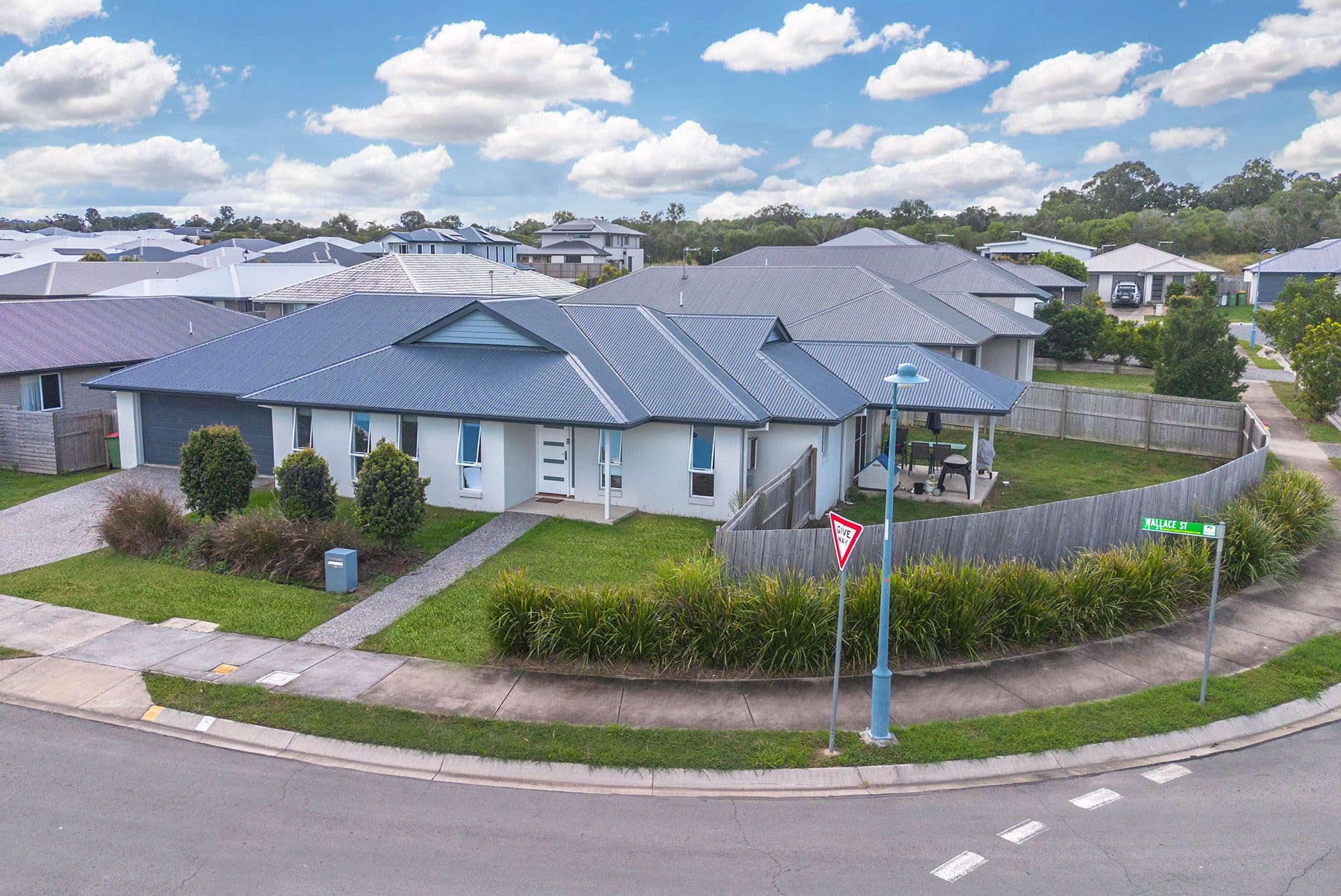 49 Wallace Street, Walloon QLD 4306, Walloon - Thumbnail 2