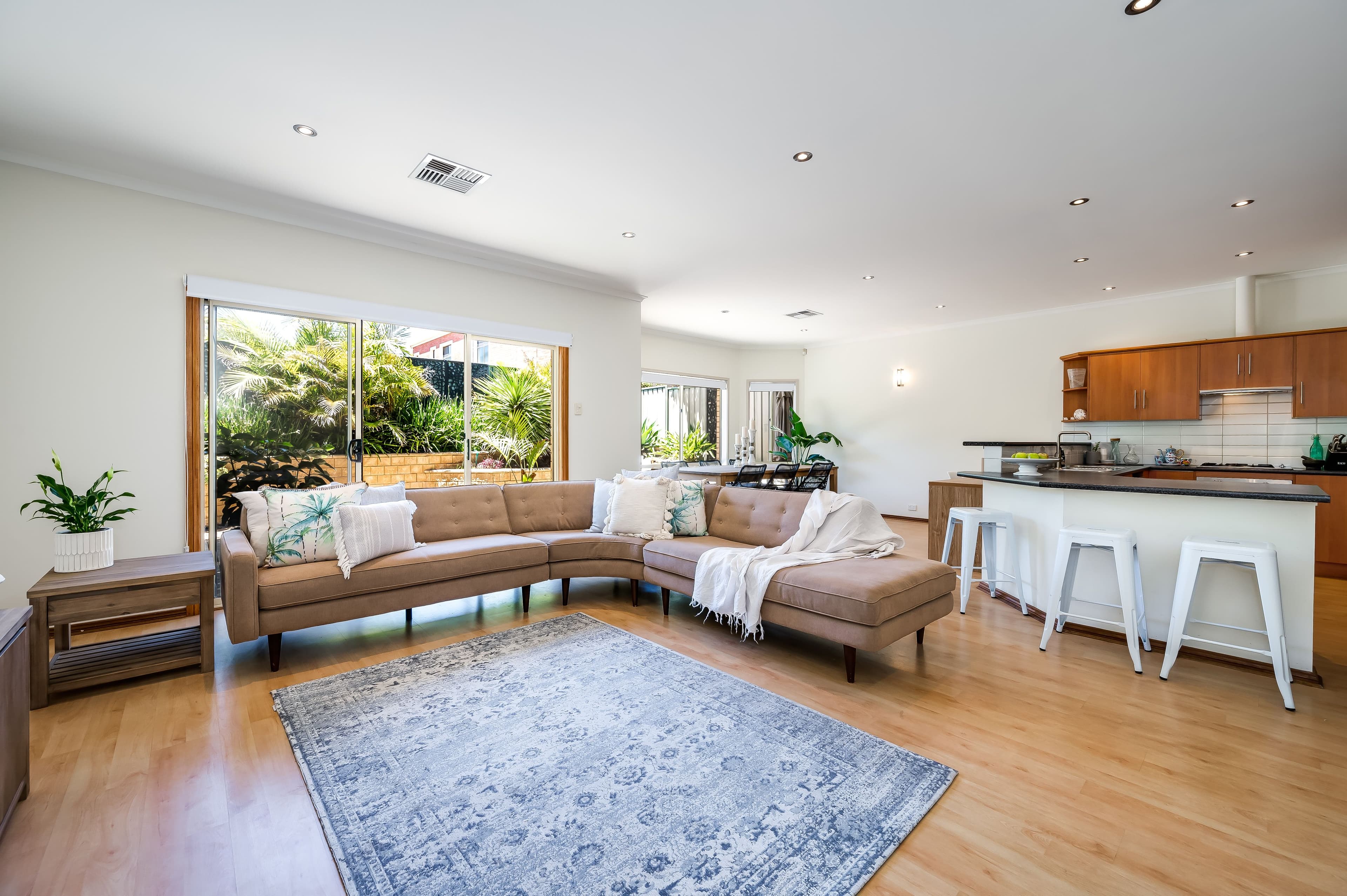 13 The Mews, Mawson Lakes SA 5095, Mawson Lakes - Thumbnail 3