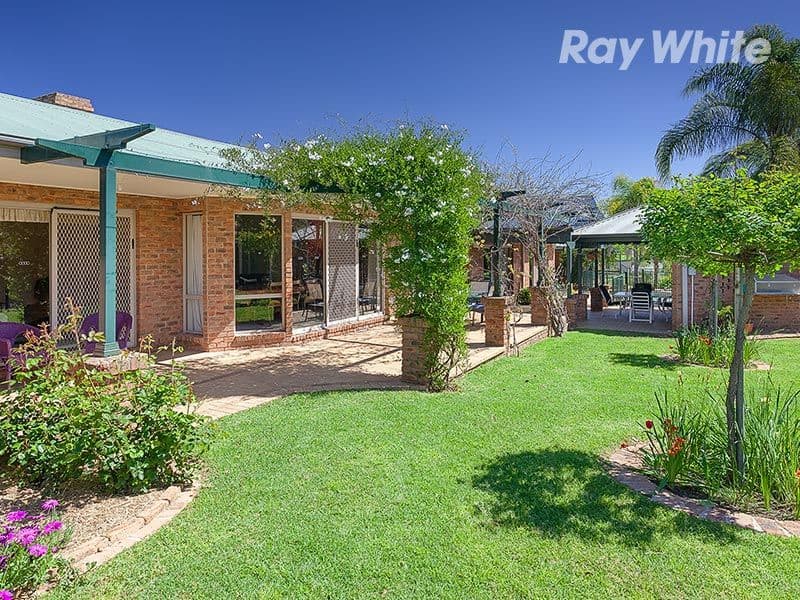 17 Willow Parade, WODONGA VIC 3690, Wodonga - Image 1