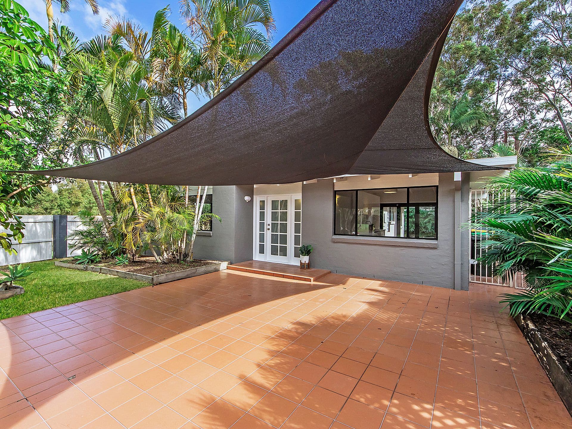 33 Boronia Drive, Southport QLD 4215, Southport - Thumbnail 3
