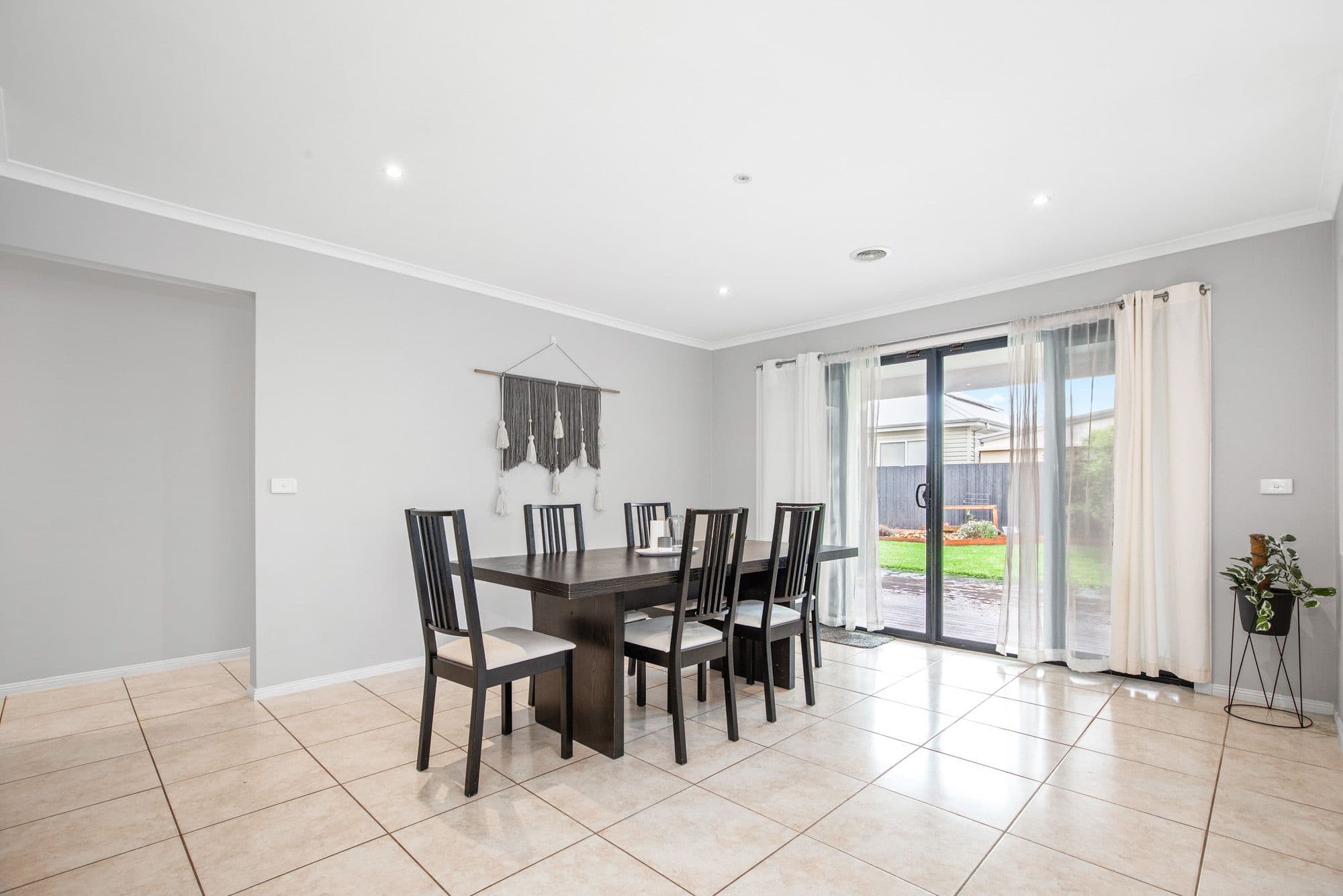 22 Macadamia Grove, Werribee VIC 3030, Werribee - Thumbnail 6