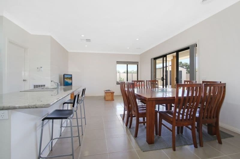 8 Alluvial Street, Rutherglen VIC 3685, Rutherglen - Thumbnail 6