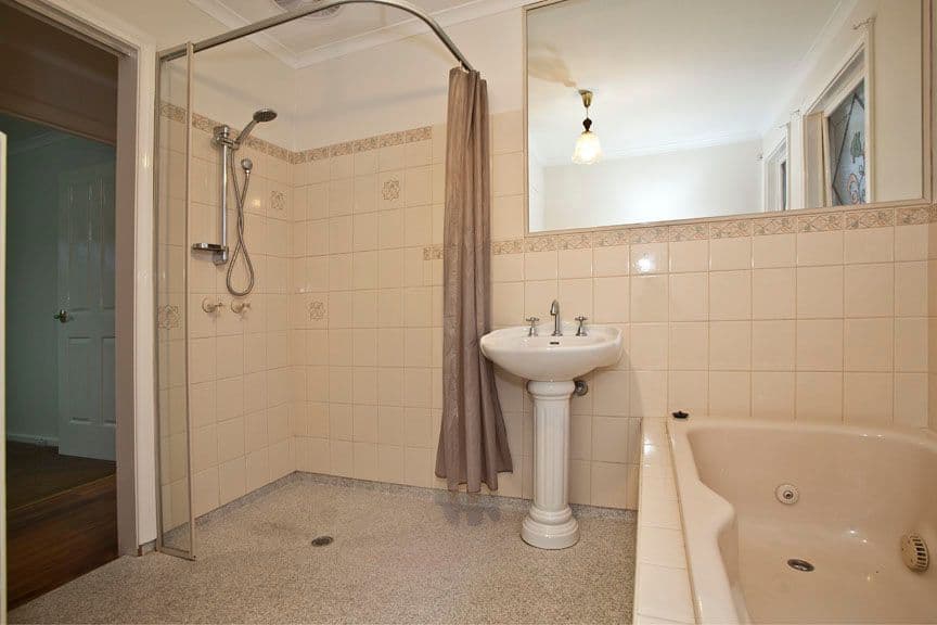 4 Clangula Court, ENDEAVOUR HILLS VIC 3802, Endeavour Hills - Thumbnail 7