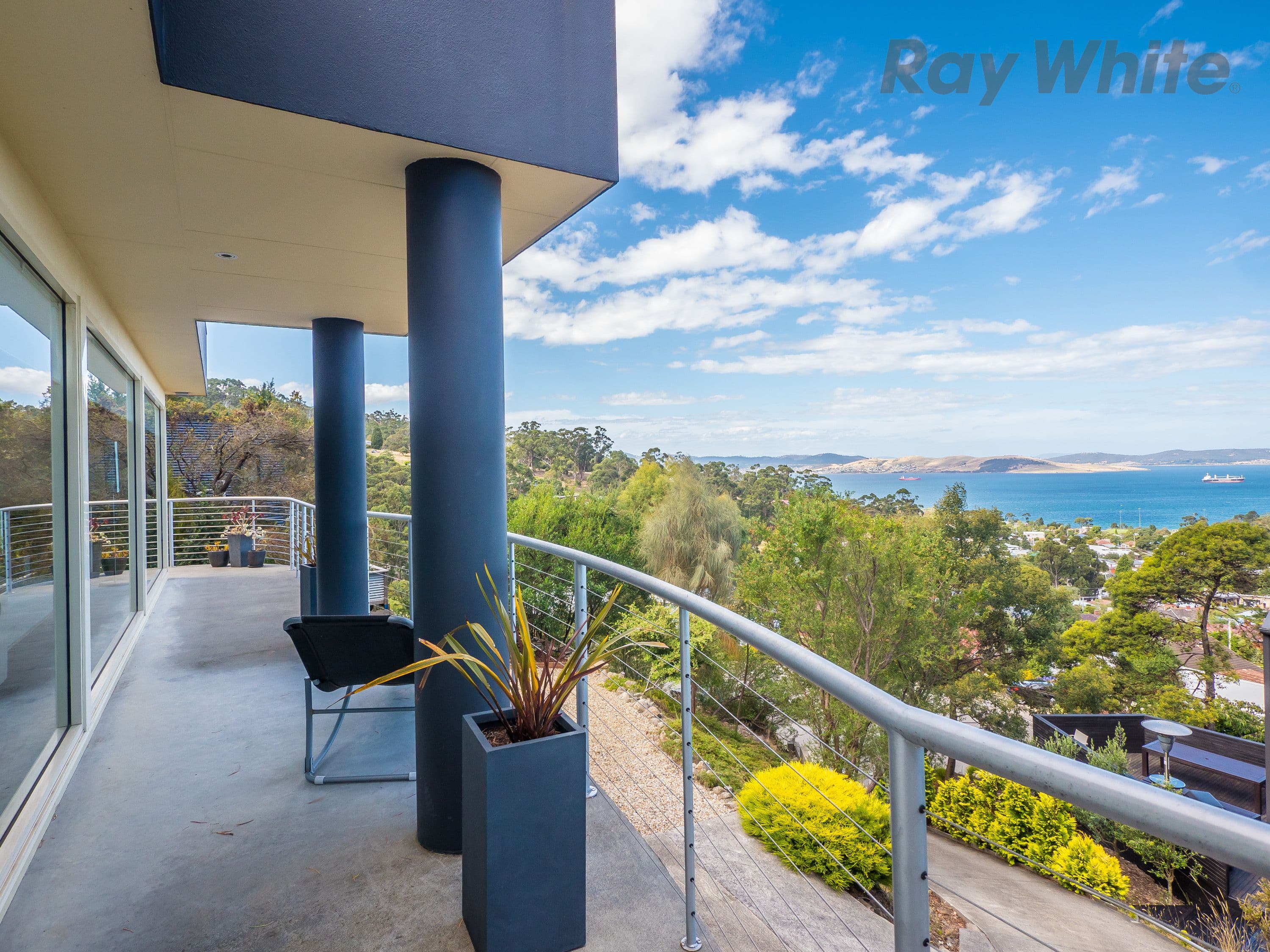 7 Denmark Close, Taroona TAS 7053, Taroona - Thumbnail 2
