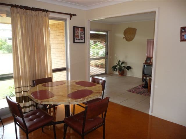 9 Jondaryan Street, NEWTOWN QLD 4350, Newtown - Thumbnail 3