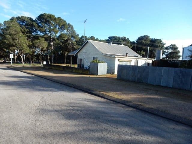 19 Centenary Avenue, Maitland SA 5573, Maitland - Thumbnail 2