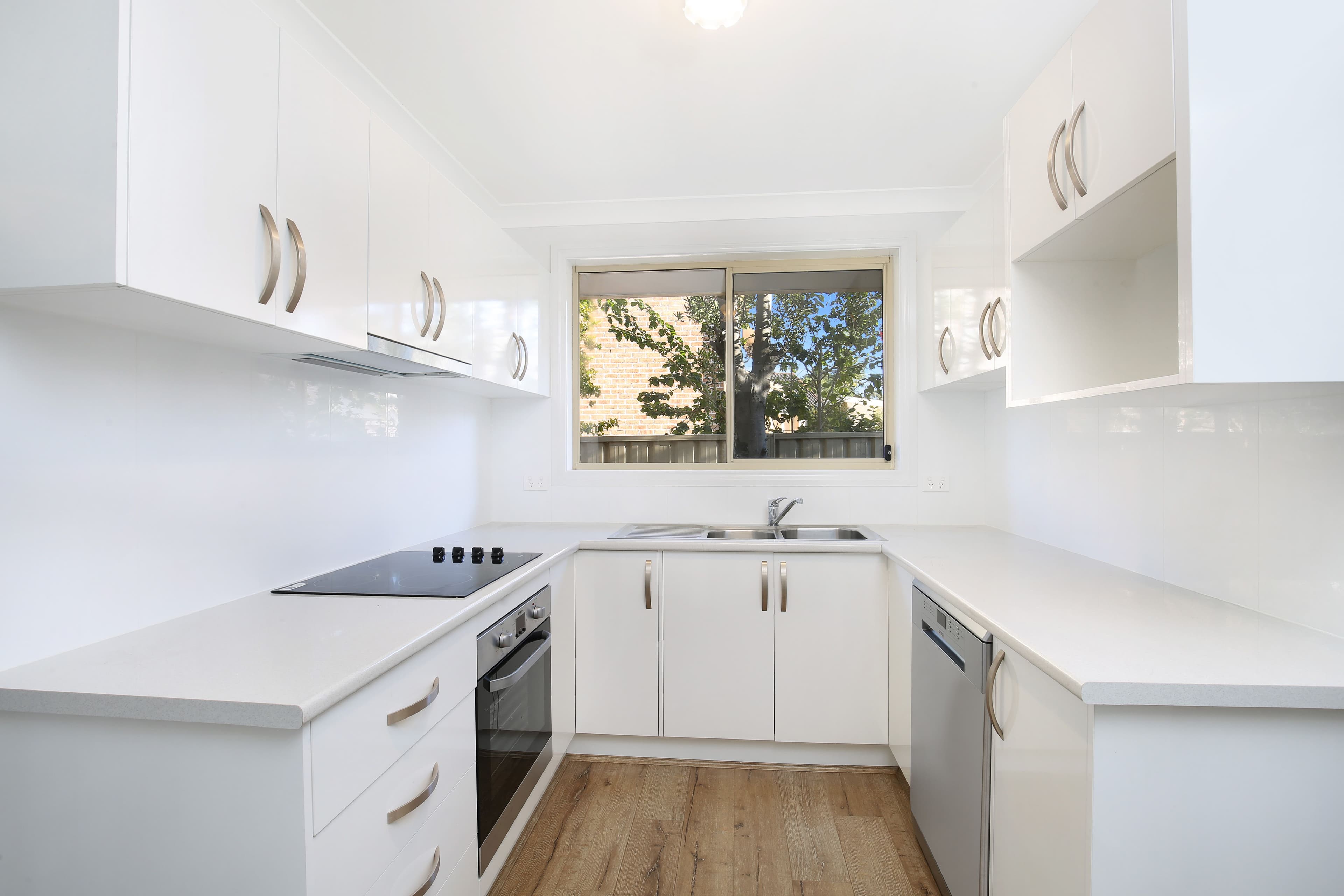 5 Platypus Close, Figtree NSW 2525, Figtree - Thumbnail 2