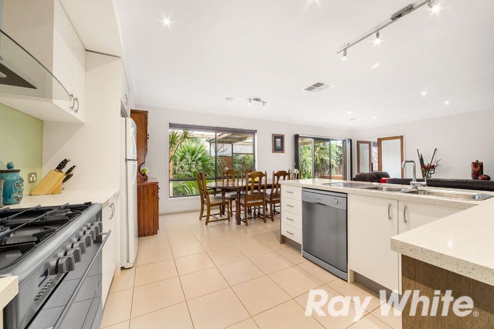 11 Sugar Gum Drive, Doreen VIC 3754, Doreen - Thumbnail 4