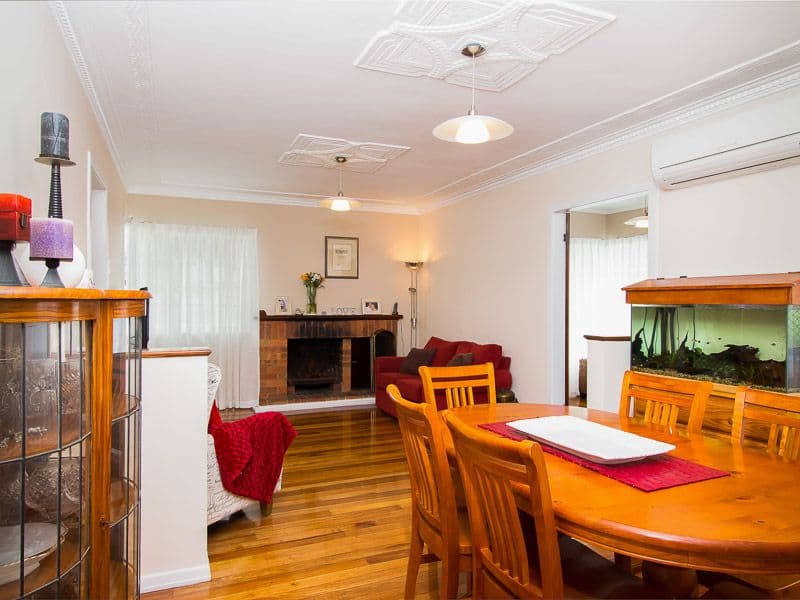 48 Aveling Street, WAVELL HEIGHTS QLD 4012, Wavell Heights - Thumbnail 2