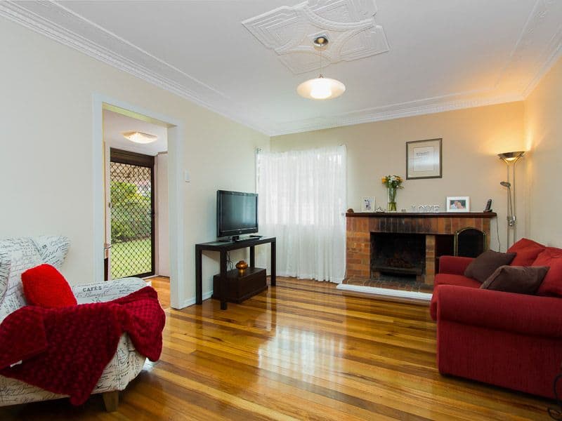 48 Aveling Street, WAVELL HEIGHTS QLD 4012, Wavell Heights - Thumbnail 5