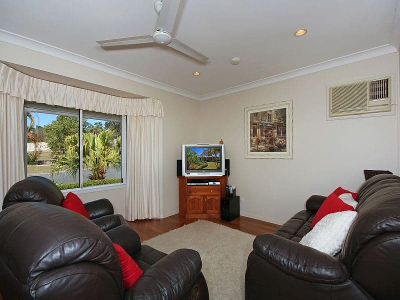 2 Curragh Court, WORONGARY QLD 4213, Worongary - Thumbnail 4