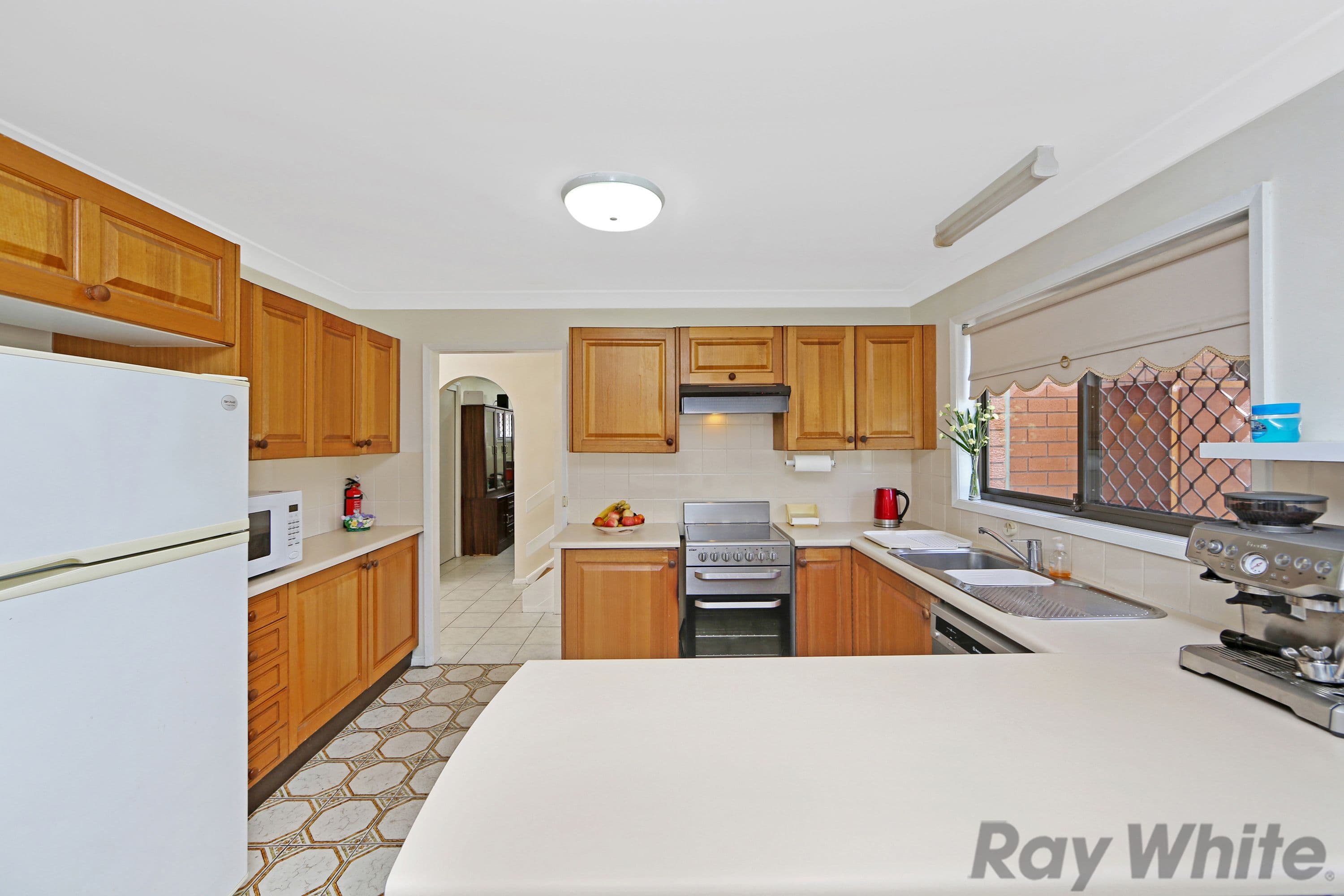 25 Danbury Avenue, Gorokan - Thumbnail 2
