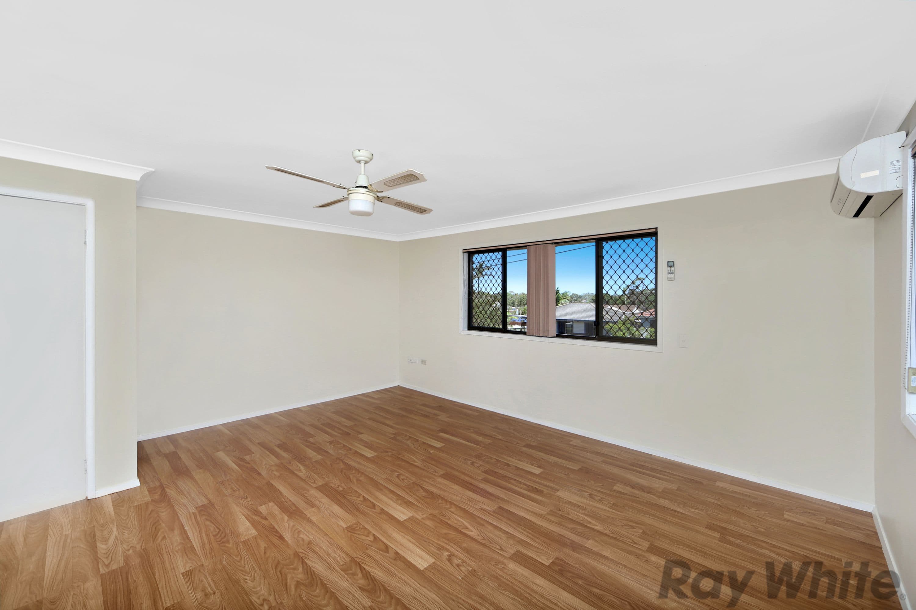 25 Danbury Avenue, Gorokan - Thumbnail 4