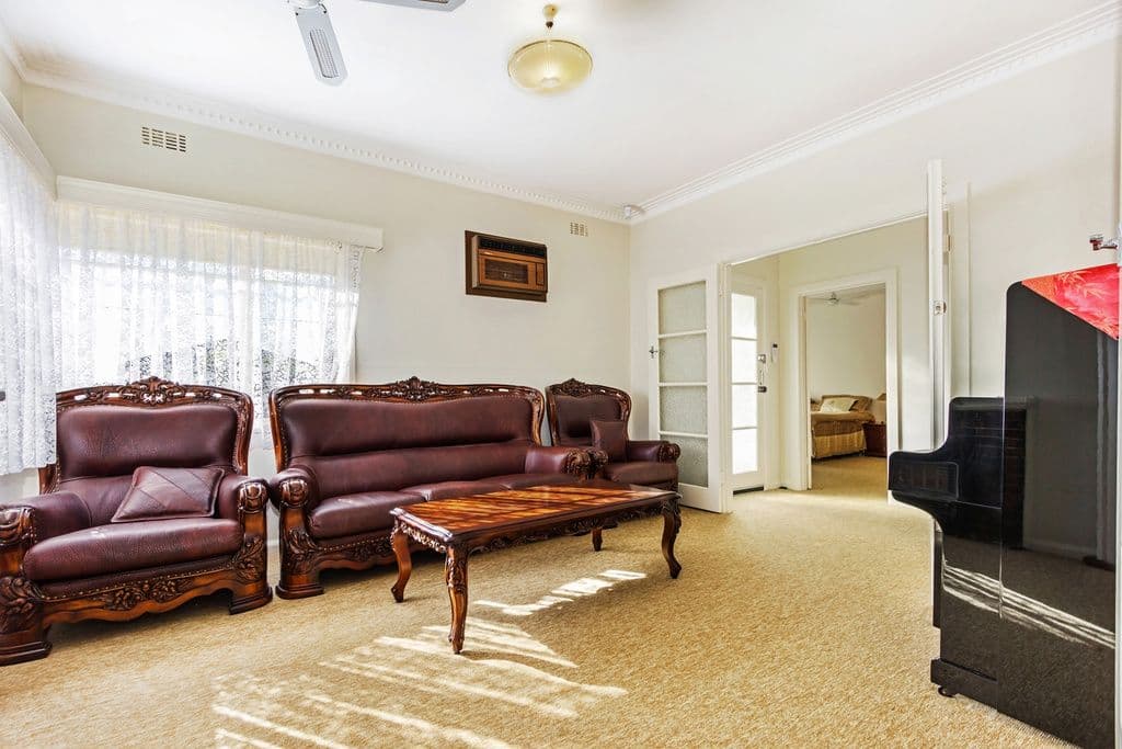 12 Jenner Street, Blackburn South VIC 3130, Blackburn South - Thumbnail 3
