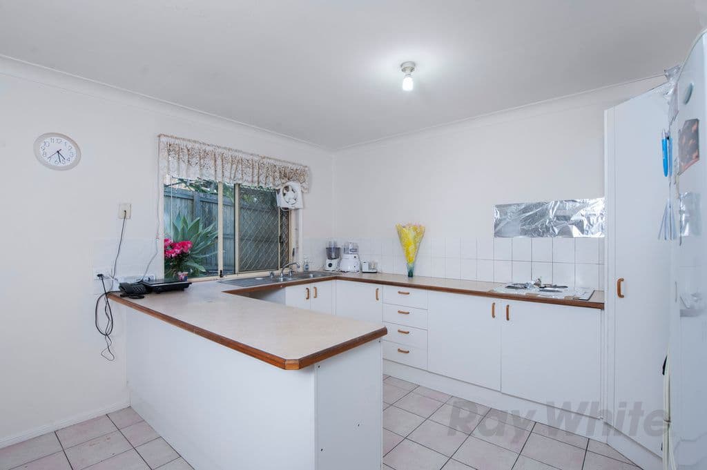 7 Tuberose Place, CALAMVALE QLD 4116, Calamvale - Thumbnail 4
