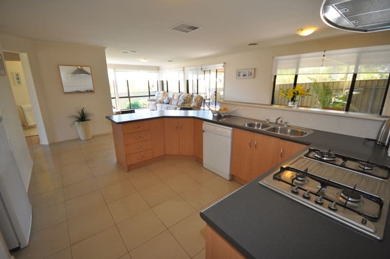 11 Tarana Court, HILLBANK SA 5112, Hillbank - Thumbnail 3
