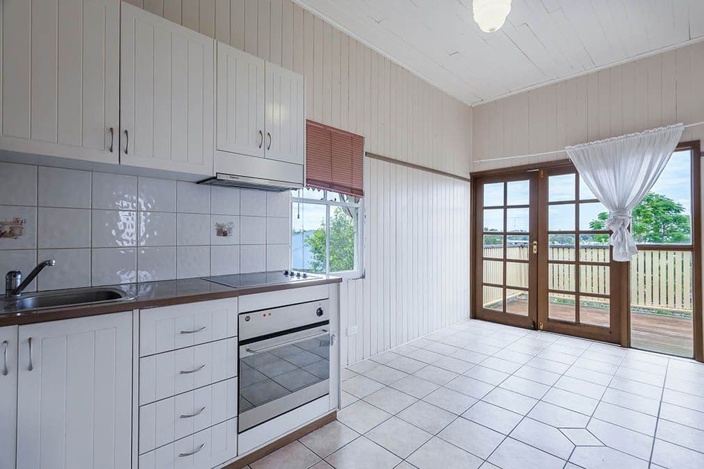 70 Glenvale Road, Harristown QLD 4350, Harristown - Thumbnail 2