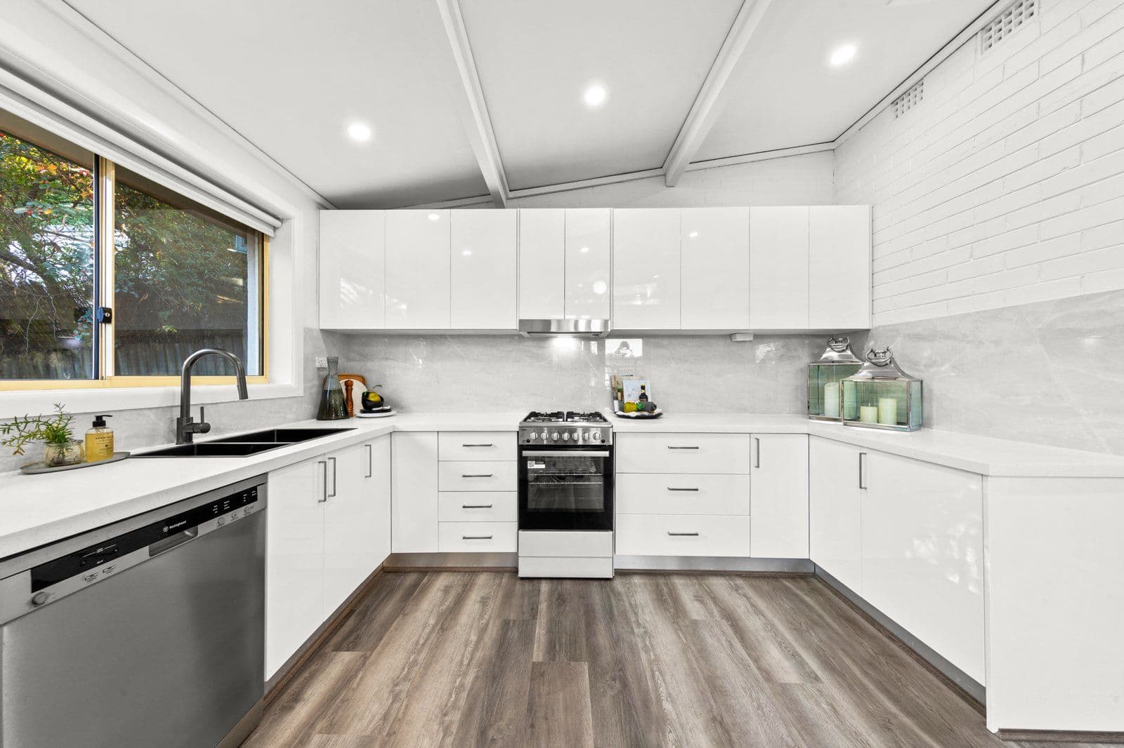 33 Telfer Road, Castle Hill NSW 2154, Castle Hill - Thumbnail 5