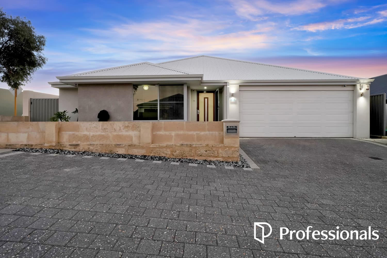 24 Minoan Way, Alkimos WA 6038, Alkimos - Image 1