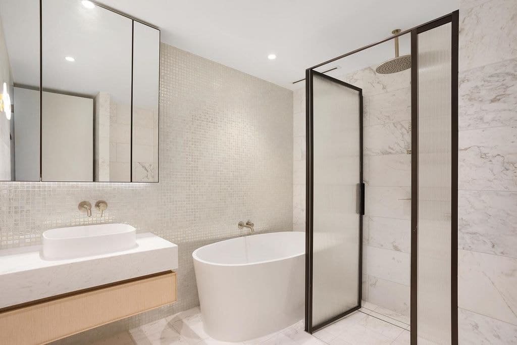 2206/168 Walker Street, North Sydney - Thumbnail 6