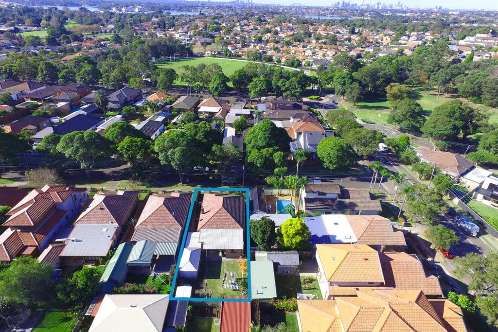 2 Cormiston Avenue, Concord - Thumbnail 2