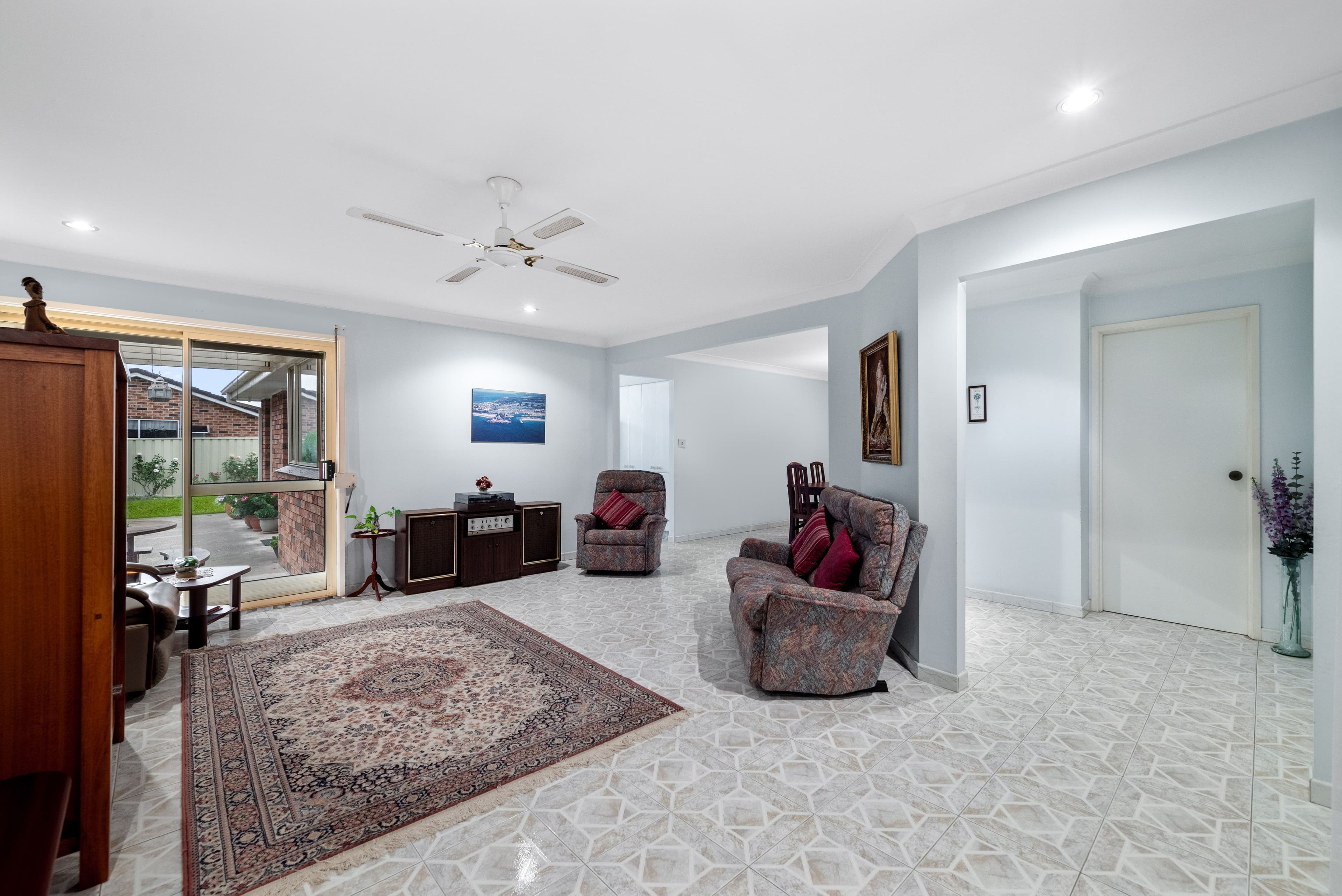 9 Lagonda Drive, Ingleburn NSW 2565, Ingleburn - Thumbnail 2