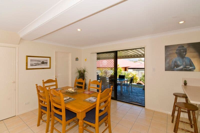 89 Casuarina Drive, ELANORA QLD 4221, Elanora - Thumbnail 4