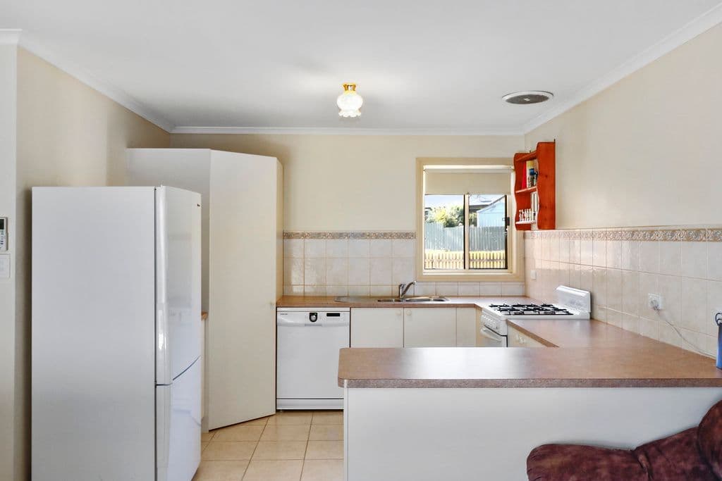 4 Walhalla Court, Mooroolbark VIC 3138, Mooroolbark - Thumbnail 8