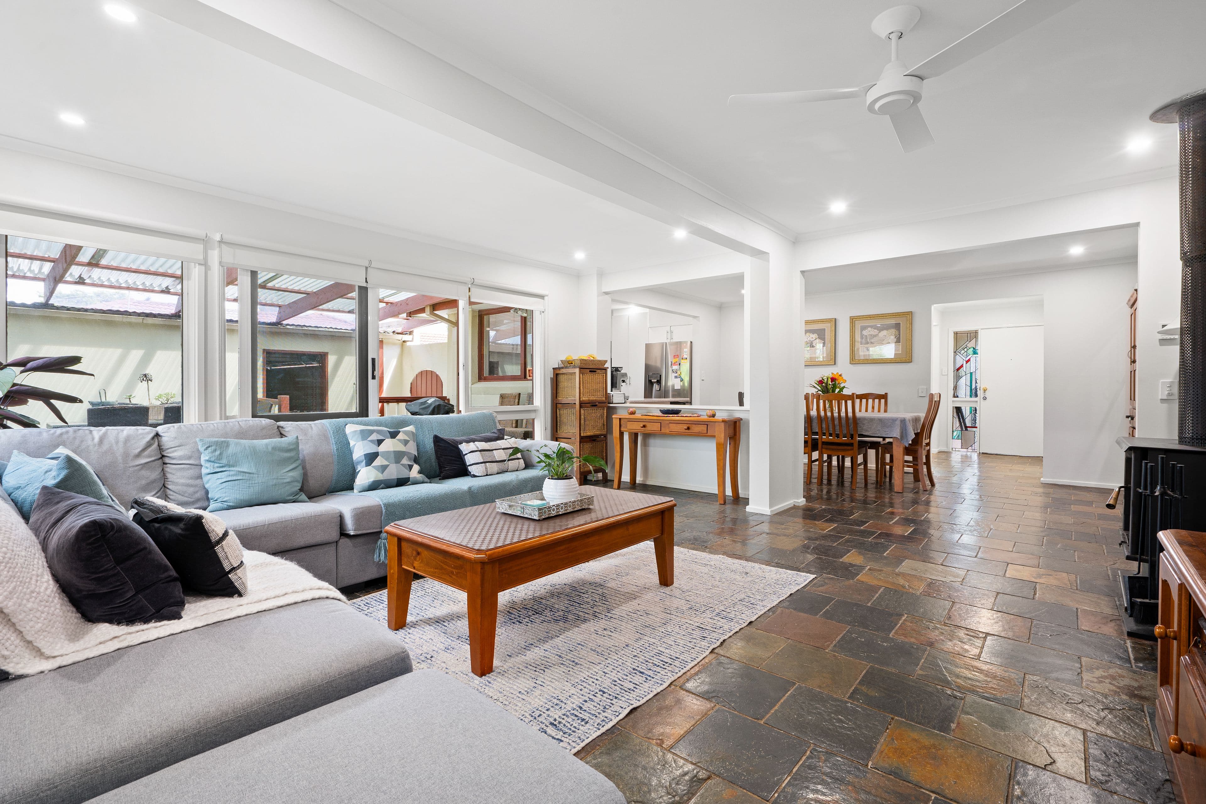 27 Chaucer Crescent, Bundoora VIC 3083, Bundoora - Thumbnail 4
