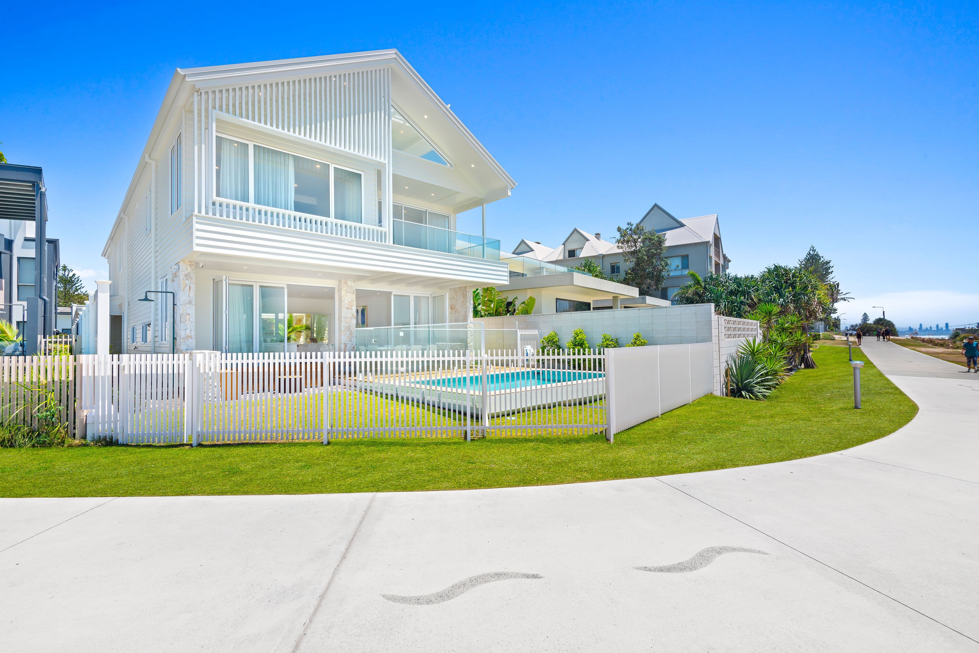 14B Darwalla Avenue, Currumbin QLD 4223, Currumbin - Thumbnail 2
