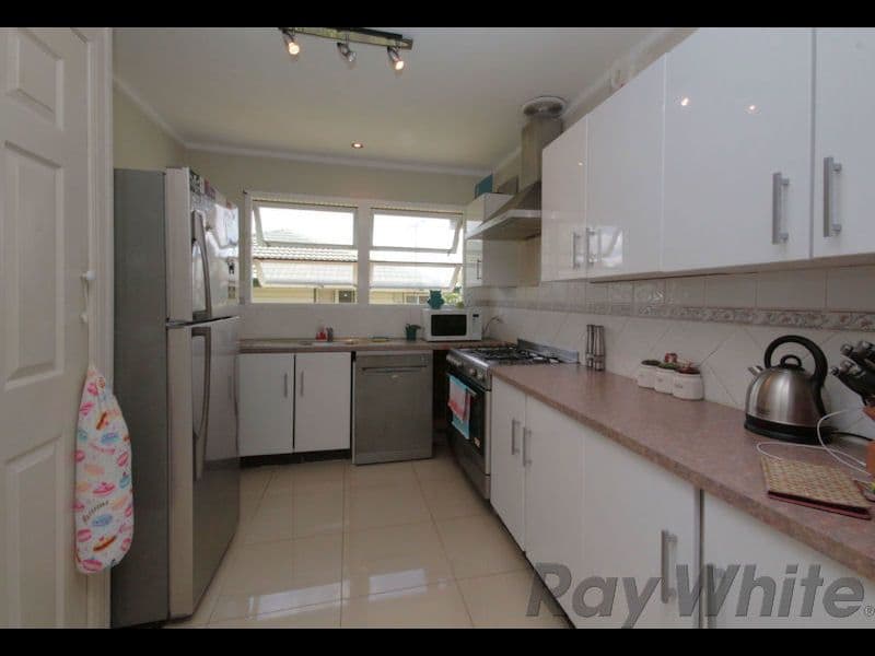24 Wentworth Street, Leichhardt QLD 4305, Leichhardt - Thumbnail 4
