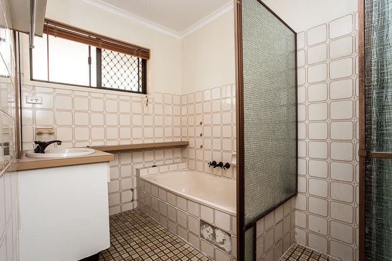 23 Beacon Crescent, NEWPORT QLD 4020, Newport - Thumbnail 6