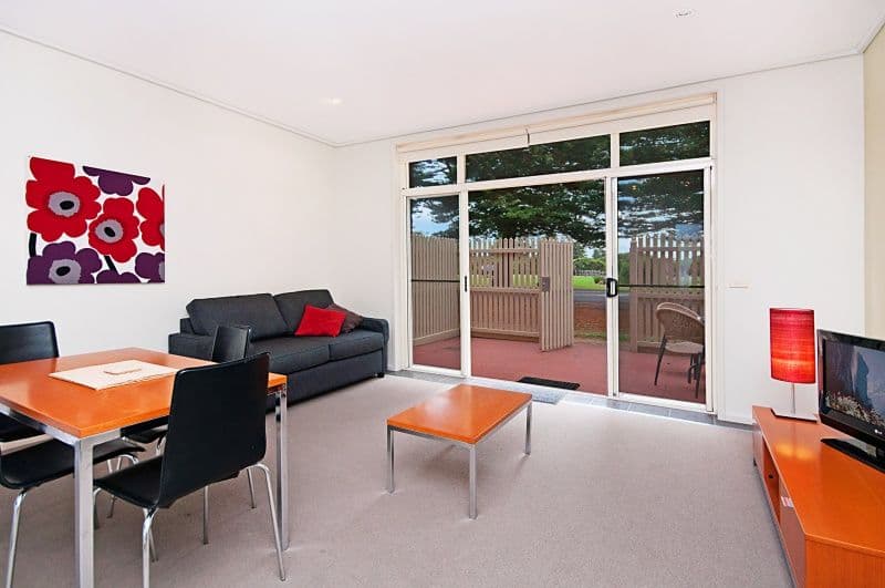 6 Pertobe Road, WARRNAMBOOL VIC 3280, Warrnambool - Thumbnail 2