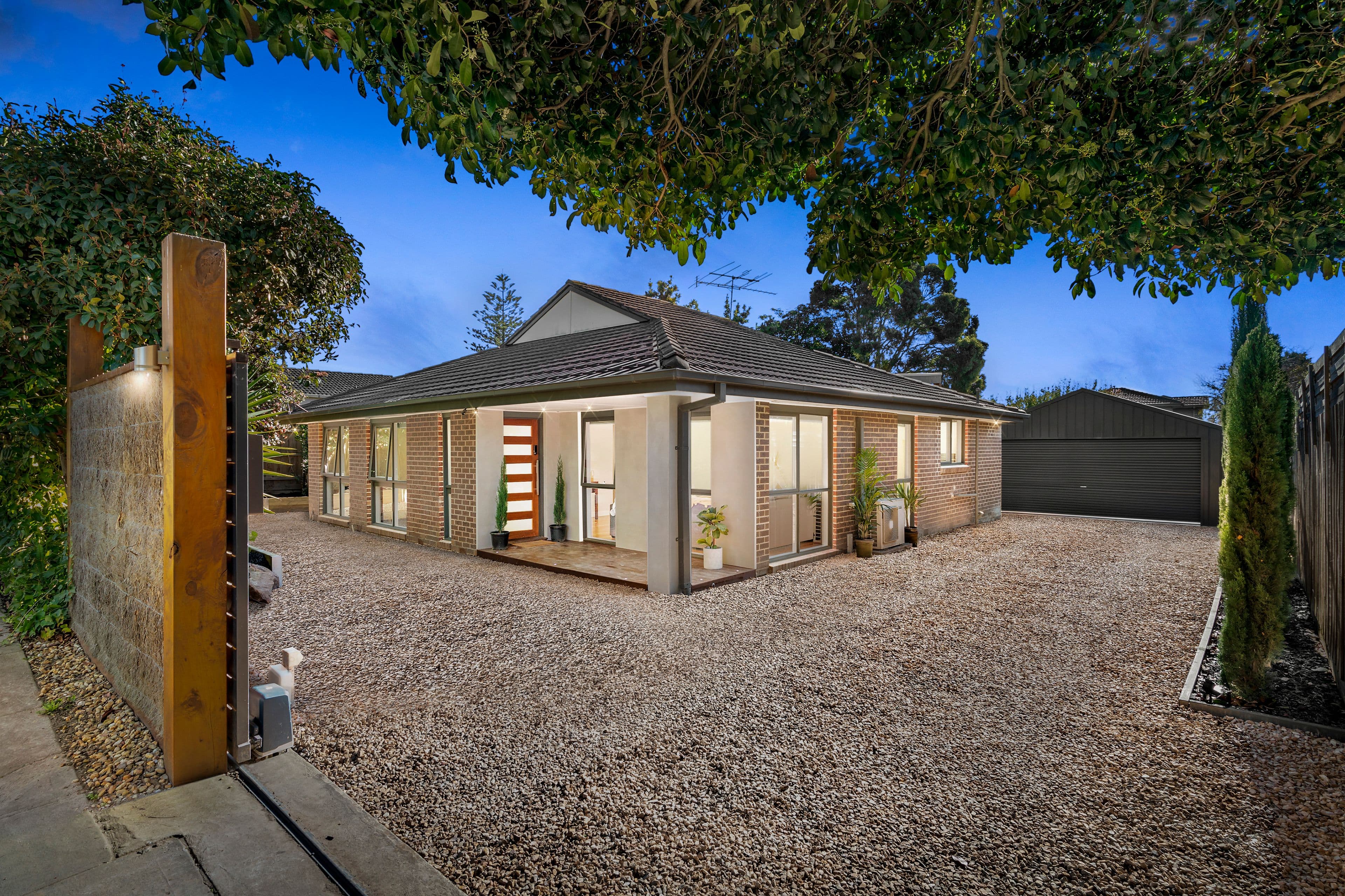 6 Lawson Avenue, Frankston South VIC 3199, Frankston South - Image 1
